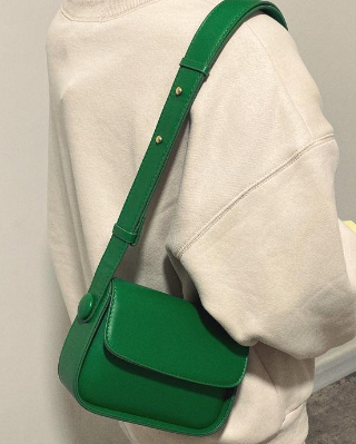 Túi ví màu xanh lá cây