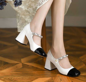 giày cao gót nữ màu trắng trẻ trung